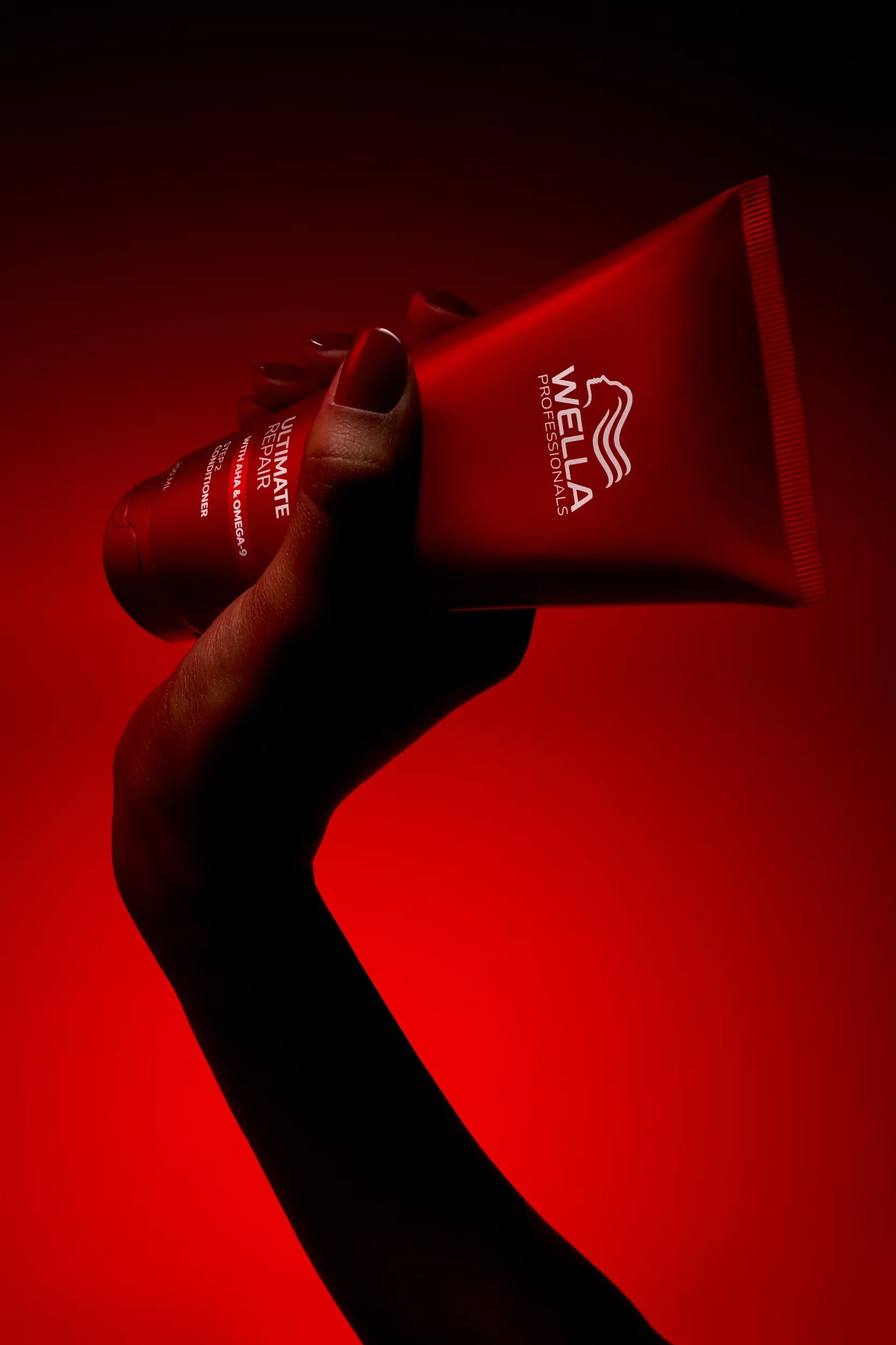 Wella Professionals Ultimate Repair Deep Conditioner