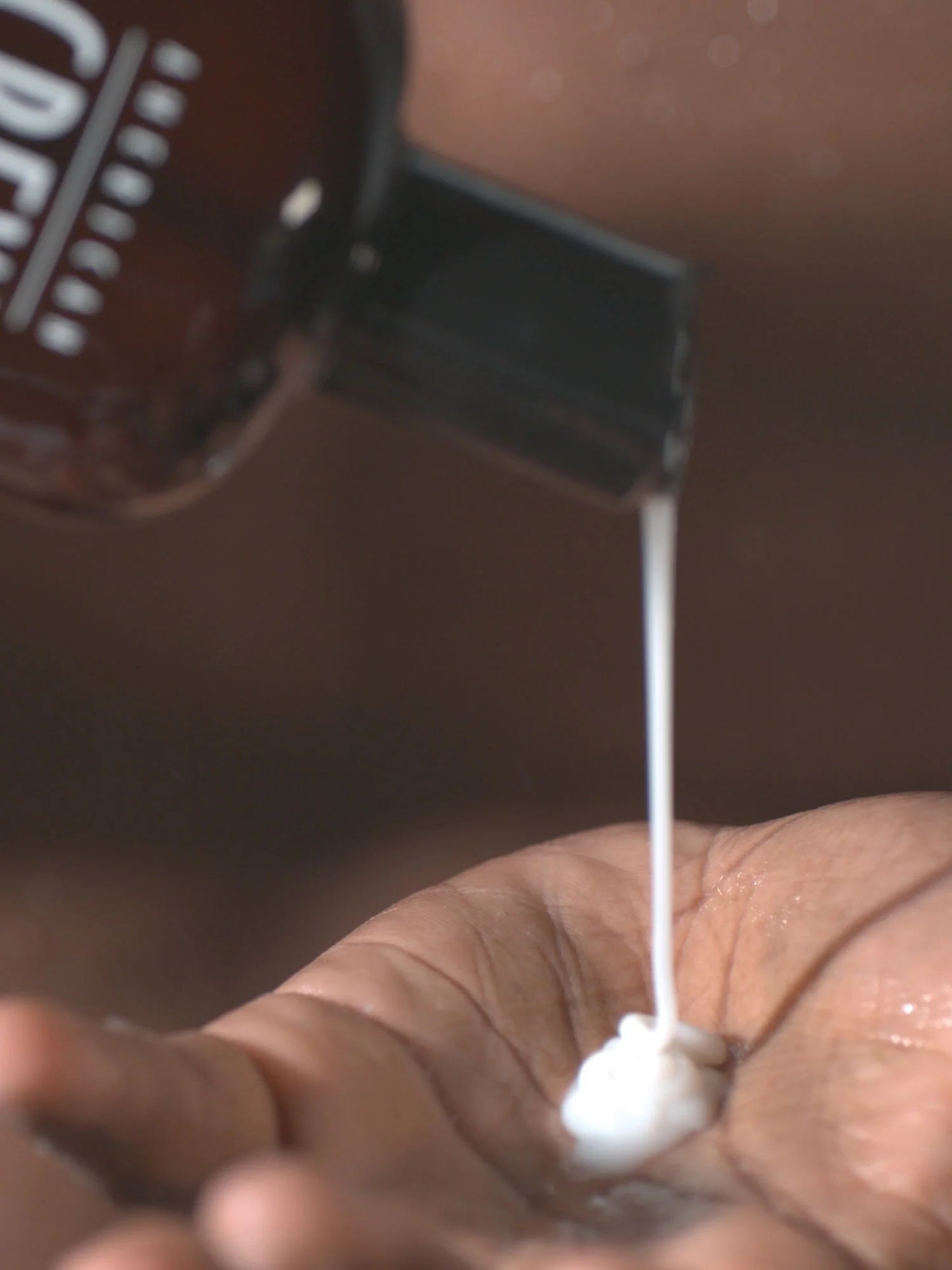 American Crew Daily Deep Moisturizing Shampoo